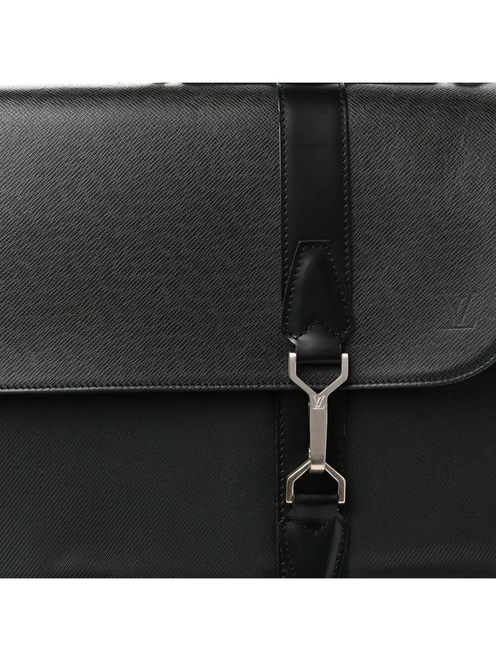 Louis Vuitton Taiga Portable Gibeciere #340271L75B